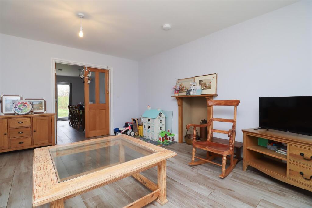 Additional property image - The Ashes, Haseley Knob, Warwick