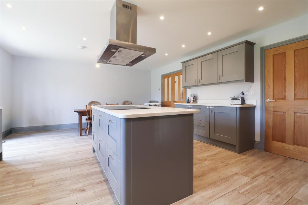 Additional property image - The Ashes, Haseley Knob, Warwick