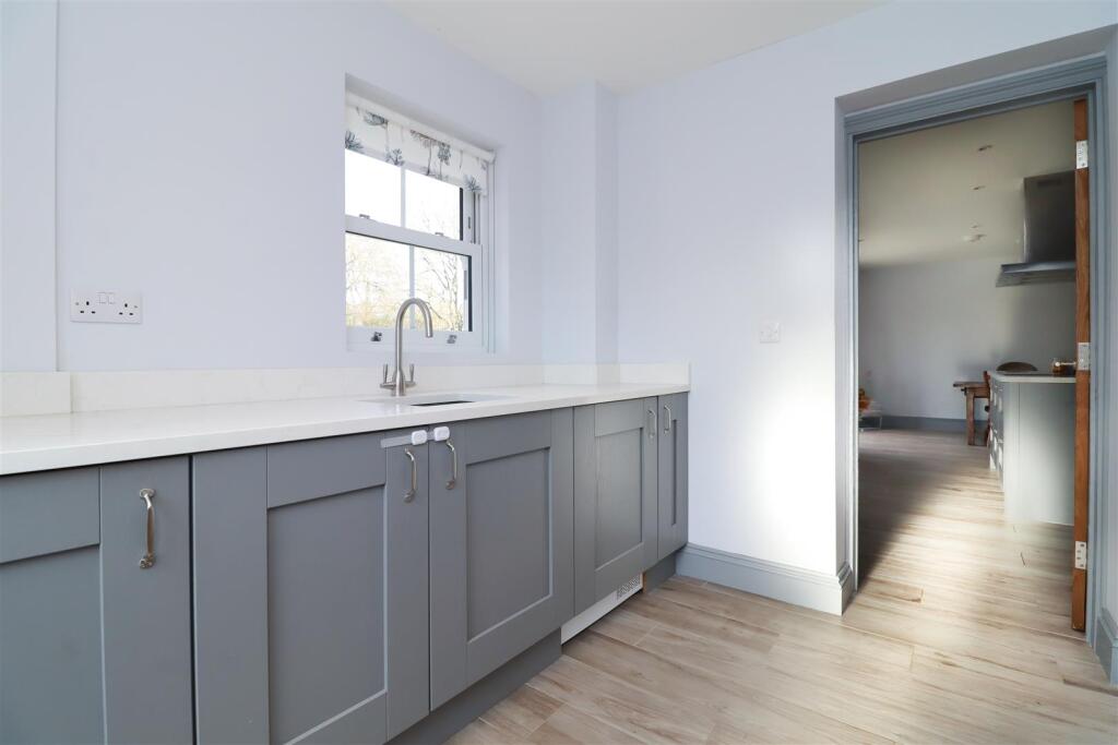 Additional property image - The Ashes, Haseley Knob, Warwick