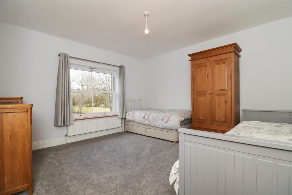 Additional property image - The Ashes, Haseley Knob, Warwick