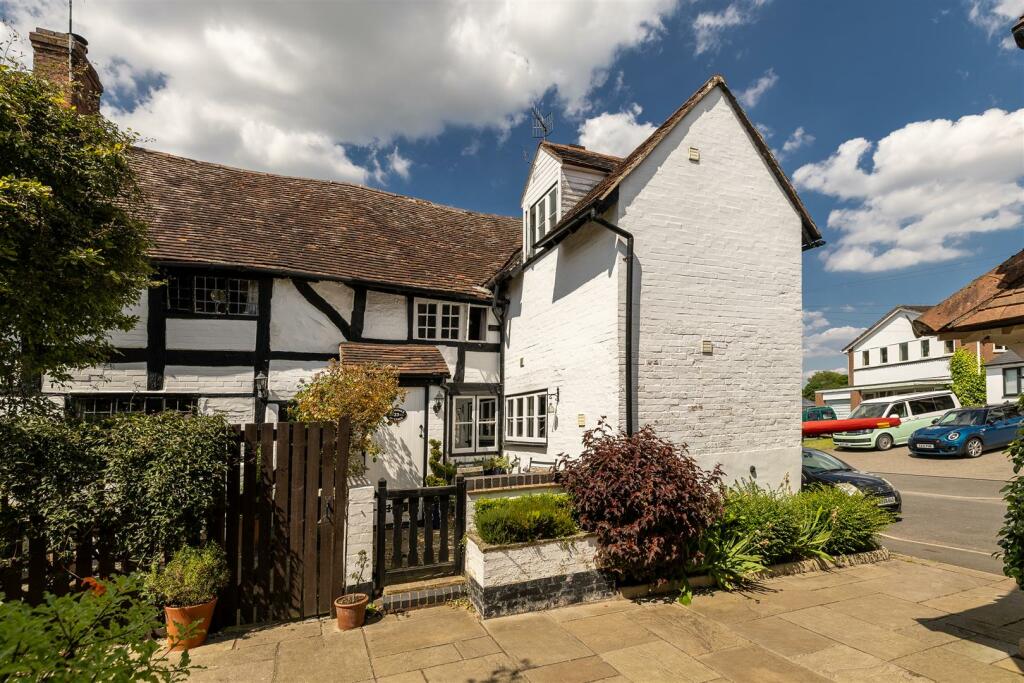 Additional property image - Avondale Cottage, Keytes Lane, Barford