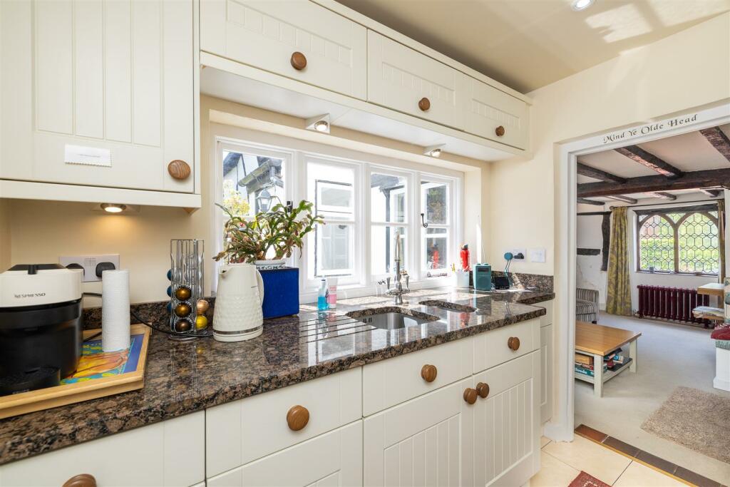 Additional property image - Avondale Cottage, Keytes Lane, Barford