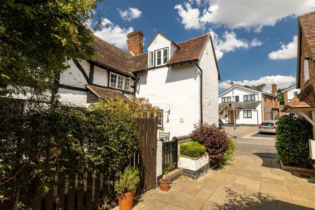 Additional property image - Avondale Cottage, Keytes Lane, Barford