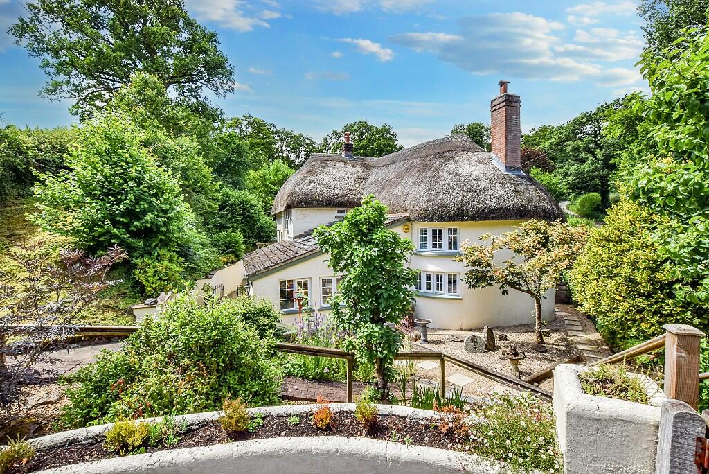 4 bedroom detached house for sale in Tedburn St Mary, Devon, EX6