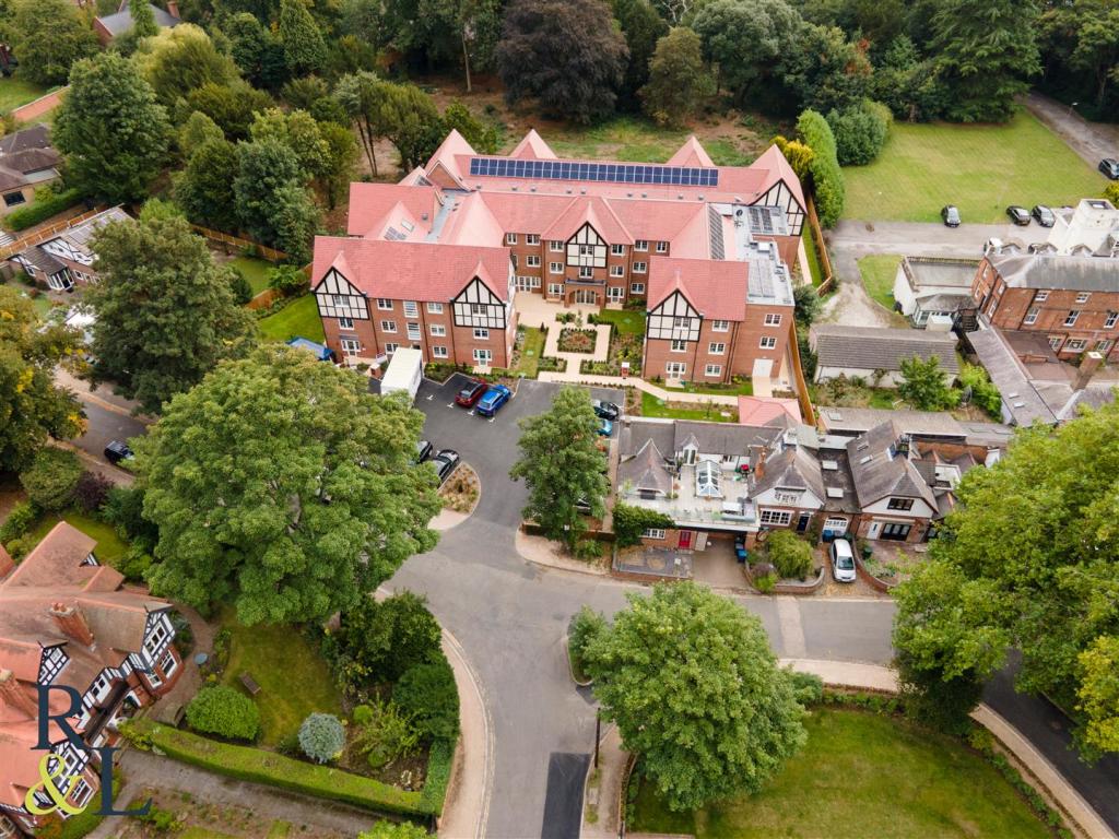 2 bedroom retirement property for sale in Manor Park, Ruddington