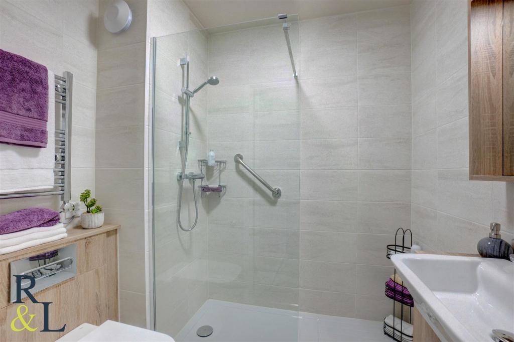 2 bedroom retirement property for sale in Manor Park, Ruddington, Nottingham, NG11