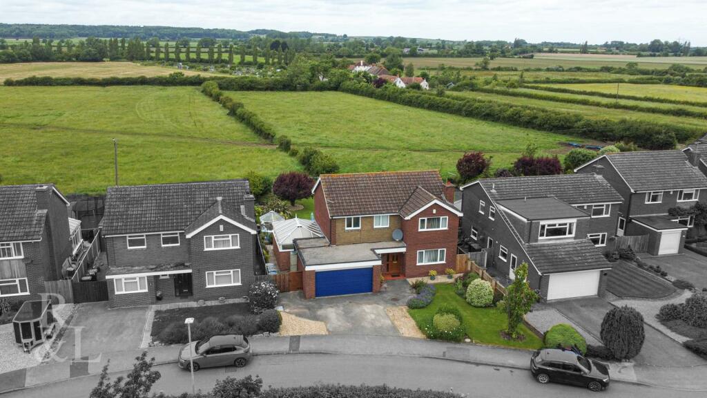 4 bedroom detached house for sale in Newbold Way, Kinoulton