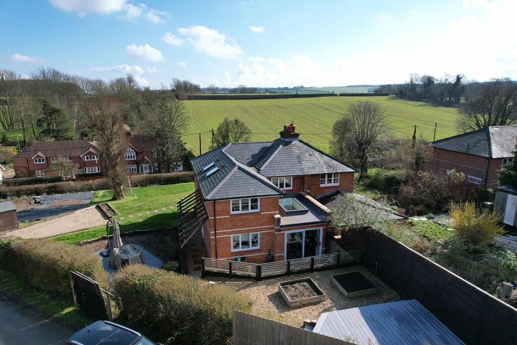 4 bedroom semi-detached house for sale in Lime Tree Cottage, Cliddesden, RG25