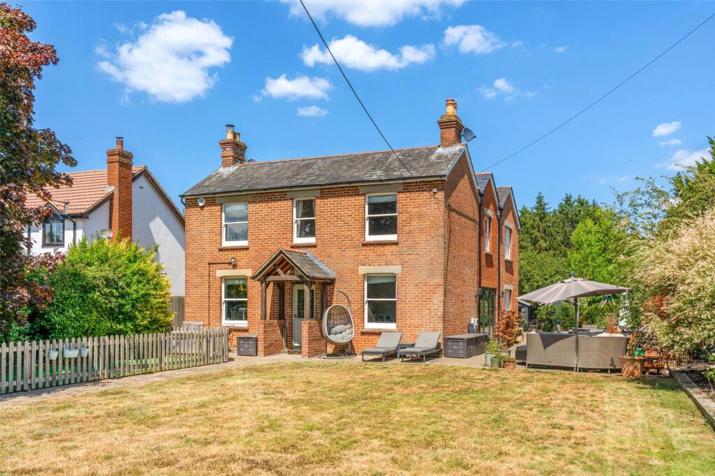 Main image of property: Rose Cottage, Pamber Green, RG26