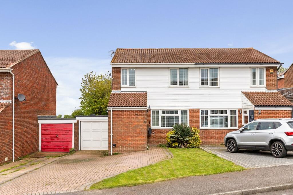 3 bedroom semidetached house for sale in Way, Whitfield