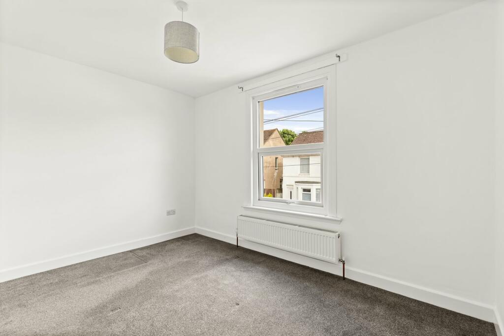 Additional image 5 of Glenfield Road, Dover, CT16