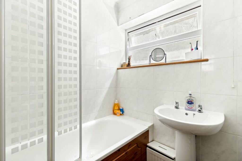 Additional image 11 of Queens Gardens, Dover, CT17