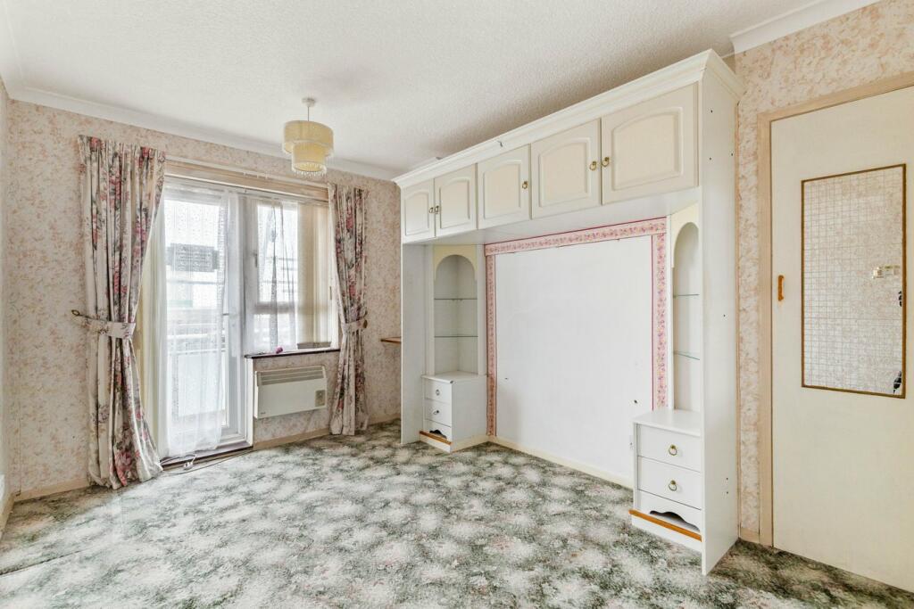 Additional property image - The Gateway, Dover, CT16