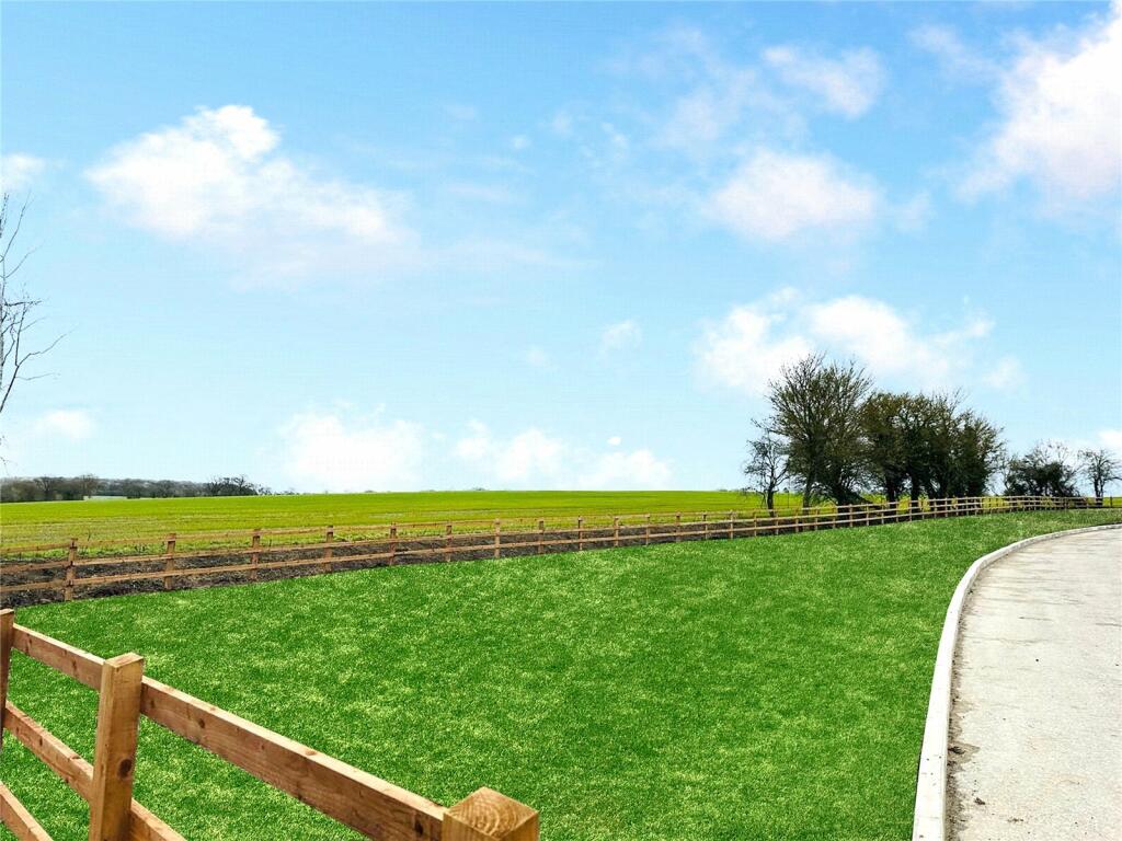 Additional property image - Manor Walk, Thaxted, CM6