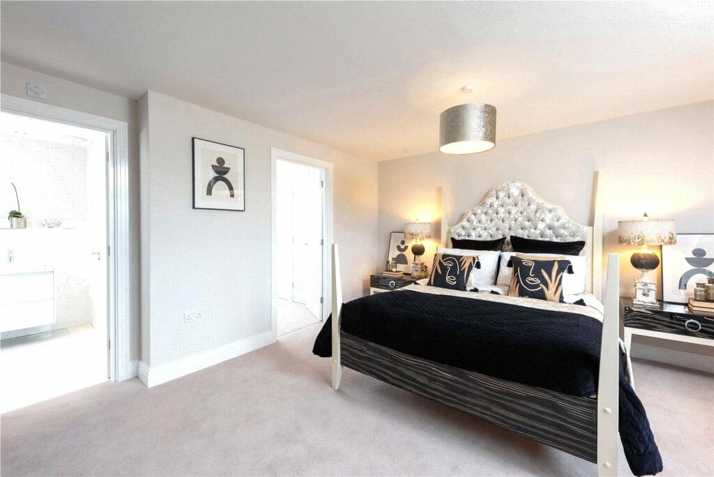 Additional property image - Manor Walk, Thaxted, CM6