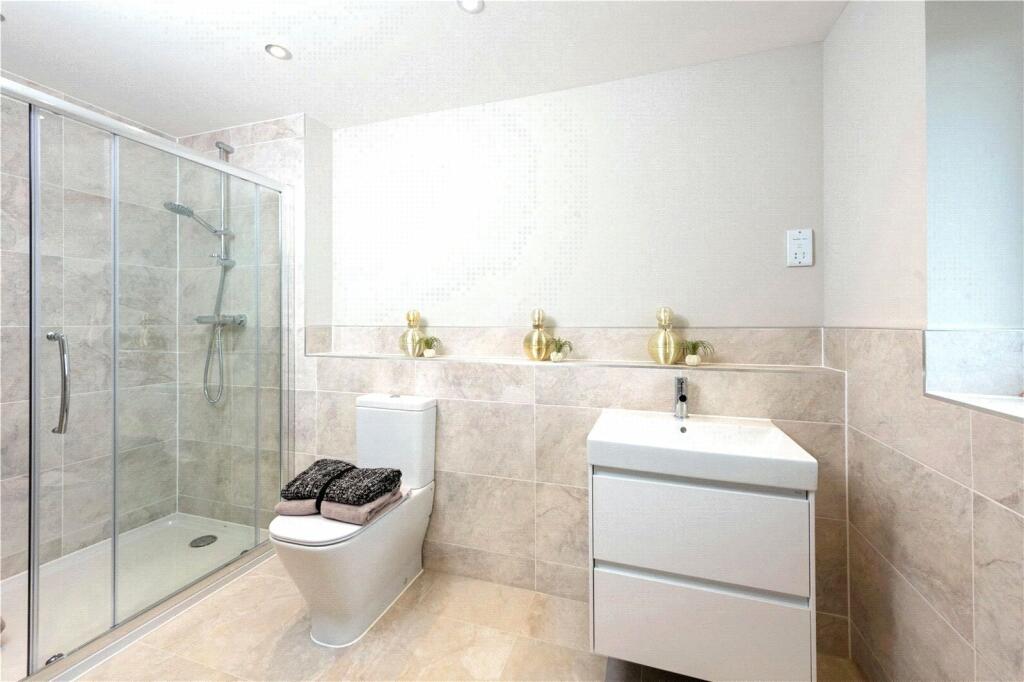 Additional property image - Manor Walk, Thaxted, CM6