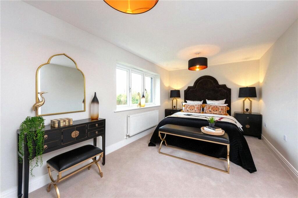 Additional property image - Manor Walk, Thaxted, CM6
