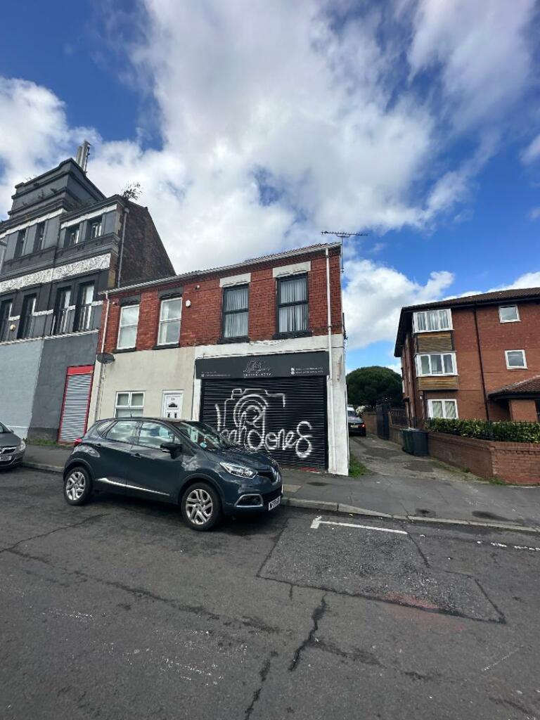 Commercial property to lease in Borough Road, Wallasey, CH44