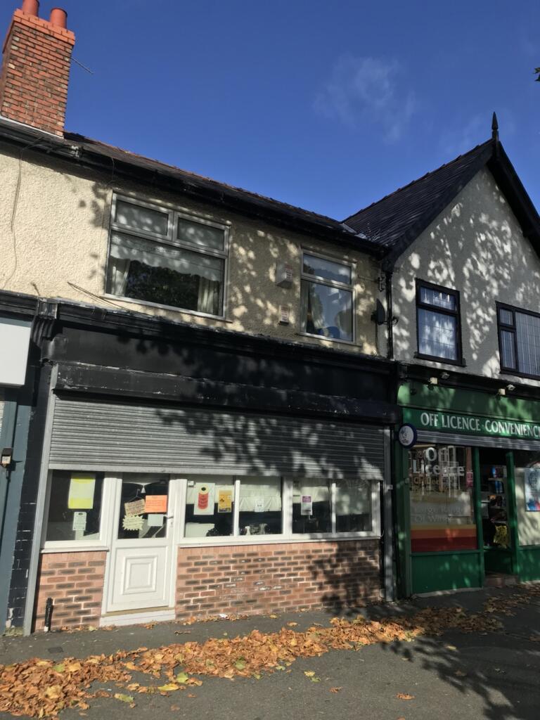 Commercial property to lease in Bidston Ave, Birkenhead, CH41