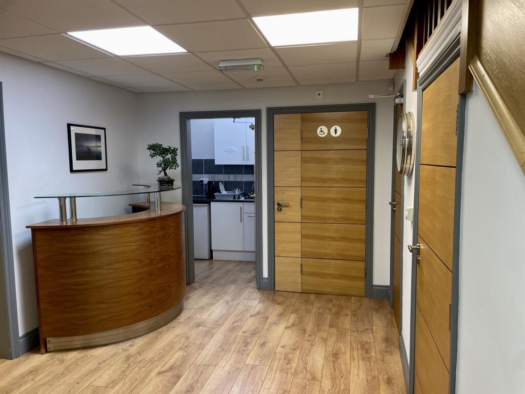 Additional property image - Lake Place, Hoylake, CH47