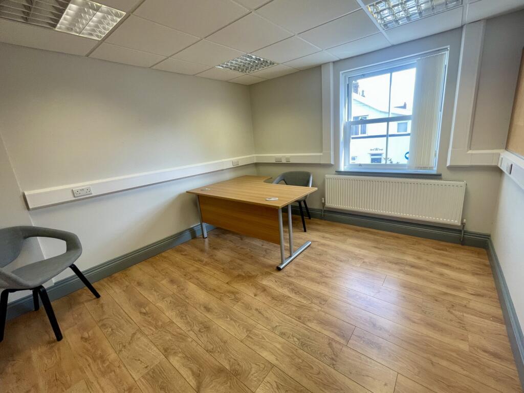 Additional property image - Lake Place, Hoylake, CH47