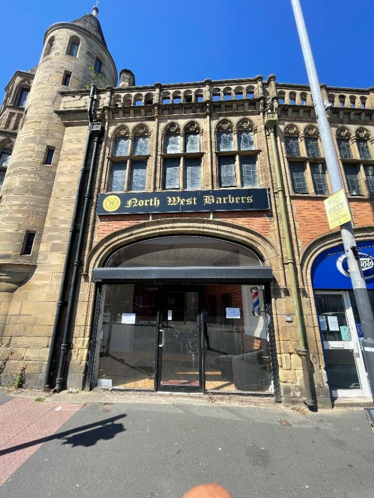 Shop to lease in Charing Cross, Wirral, CH41