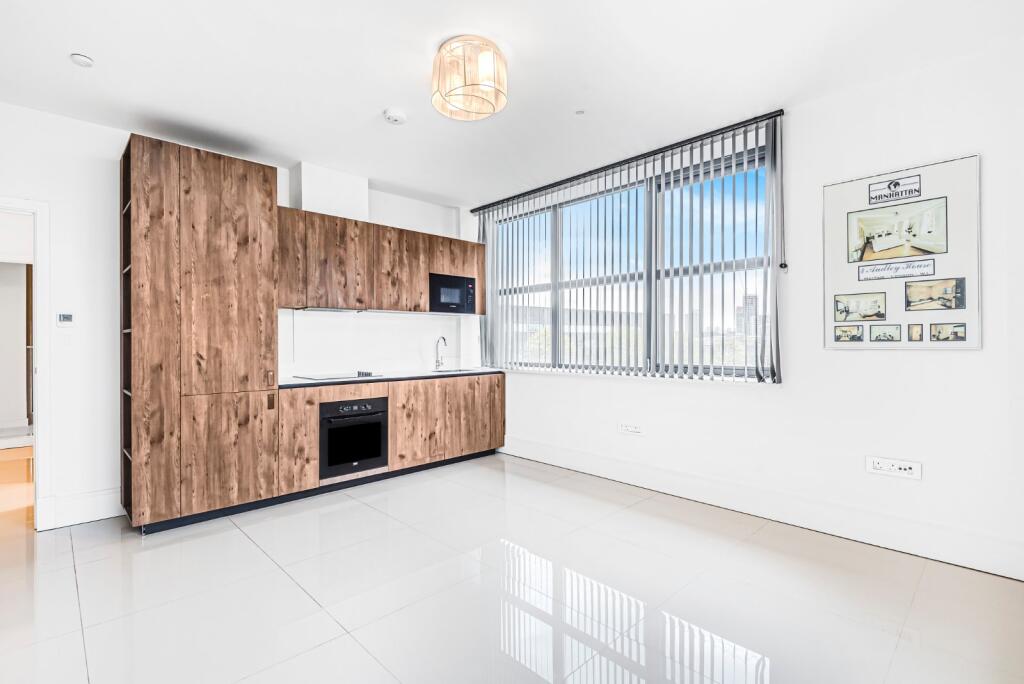 Main image of property: Manhattan House, Manhattan Business Park, Ealing, London, W5