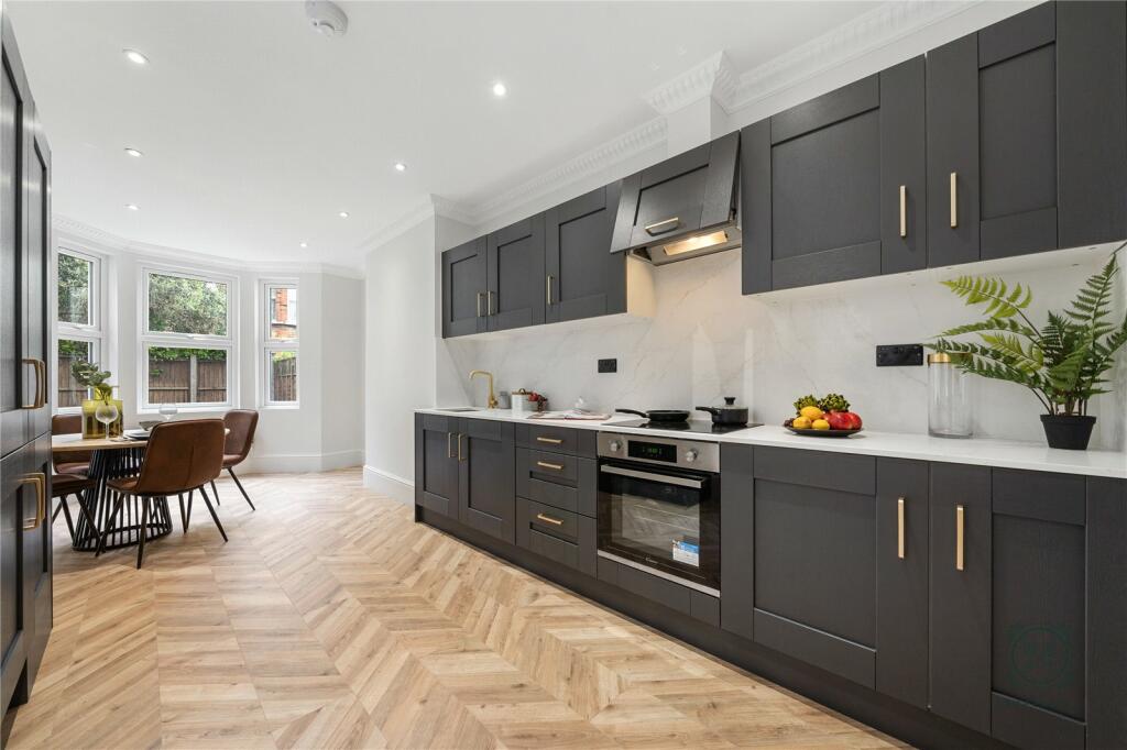 3 bedroom terraced house for sale in Carlingford Road, London, N15