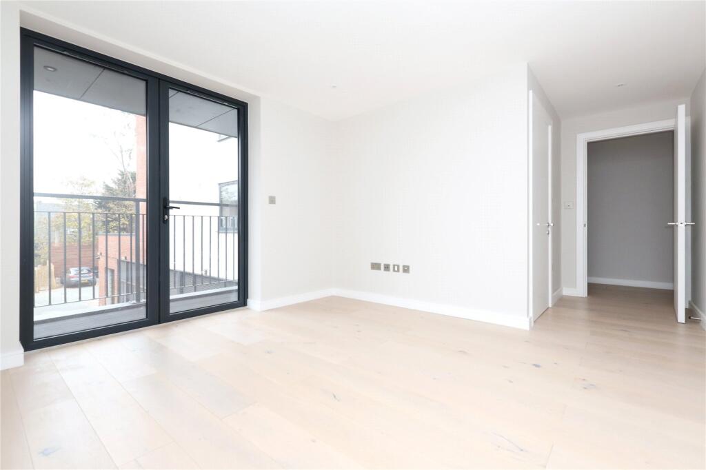 Main image of property: Tottenham Lane, London, N8