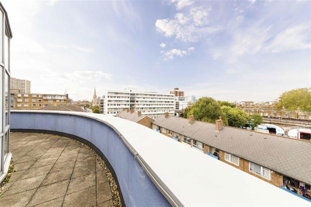 Main image of property: Cable Street, Wapping