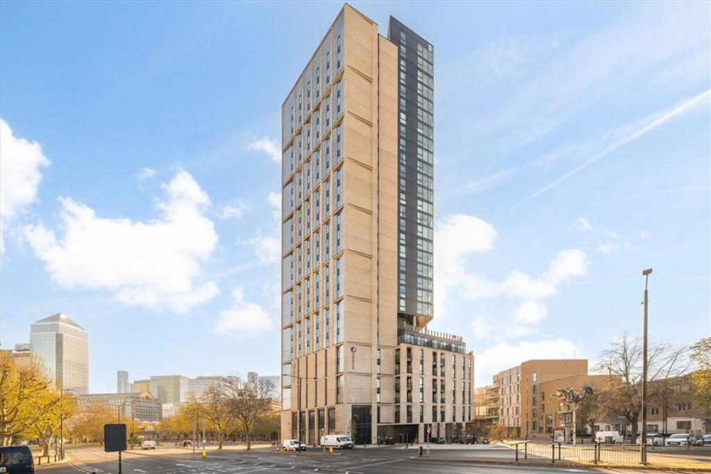 Main image of property: Salter Street, Limehouse