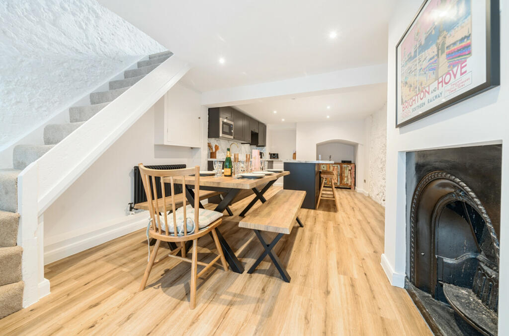 Additional property image - Upper St James's Street, Brighton, BN2