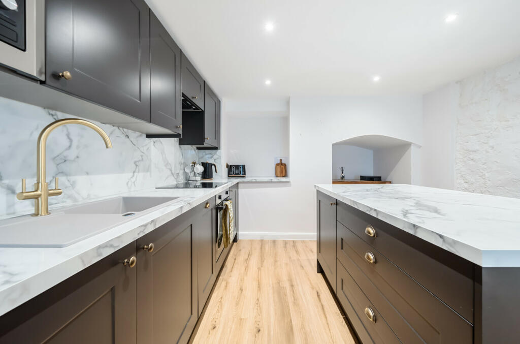 Additional property image - Upper St James's Street, Brighton, BN2