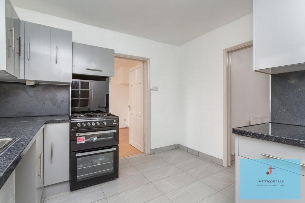 Additional property image - Midhurst Walk, Hove, BN3