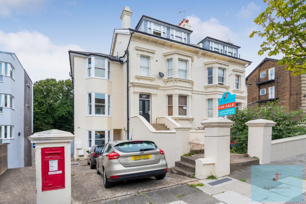 2 bedroom for sale in Springfield Road, Brighton, BN1