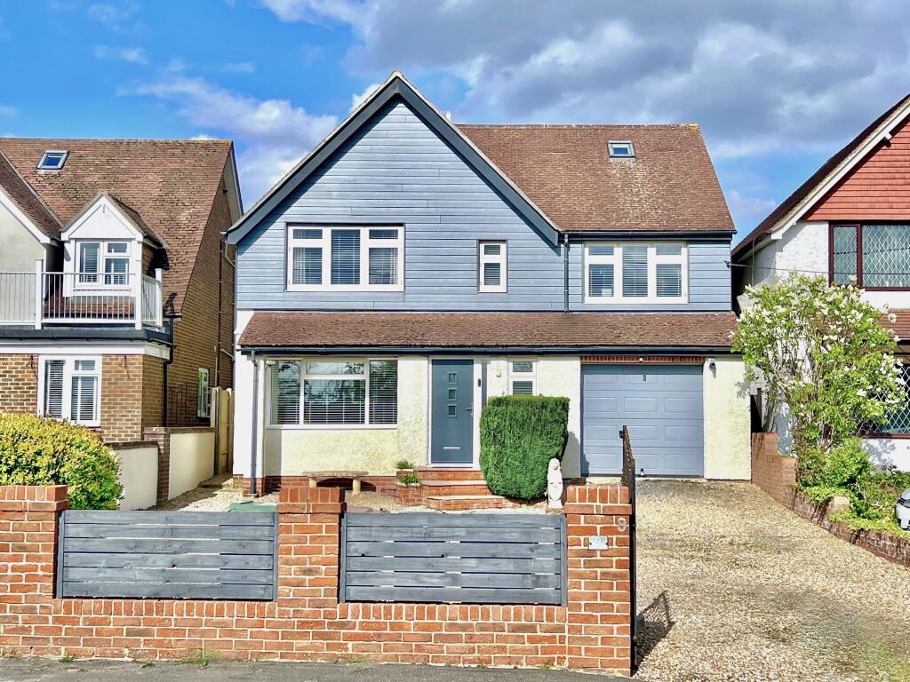 5 bedroom detached house for sale in Romsey Road, Hampshire, SO16