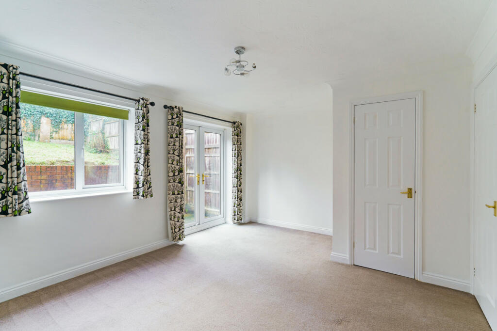 Additional property image - Lulworth Park, Kenilworth, CV8