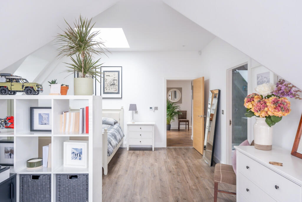 Additional property image - Guys Cliffe Avenue, Leamington Spa, CV32