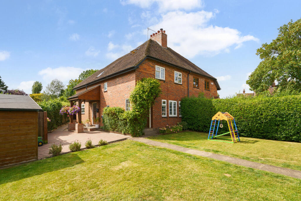 Main image of property: Stoneleigh, Kenilworth CV8