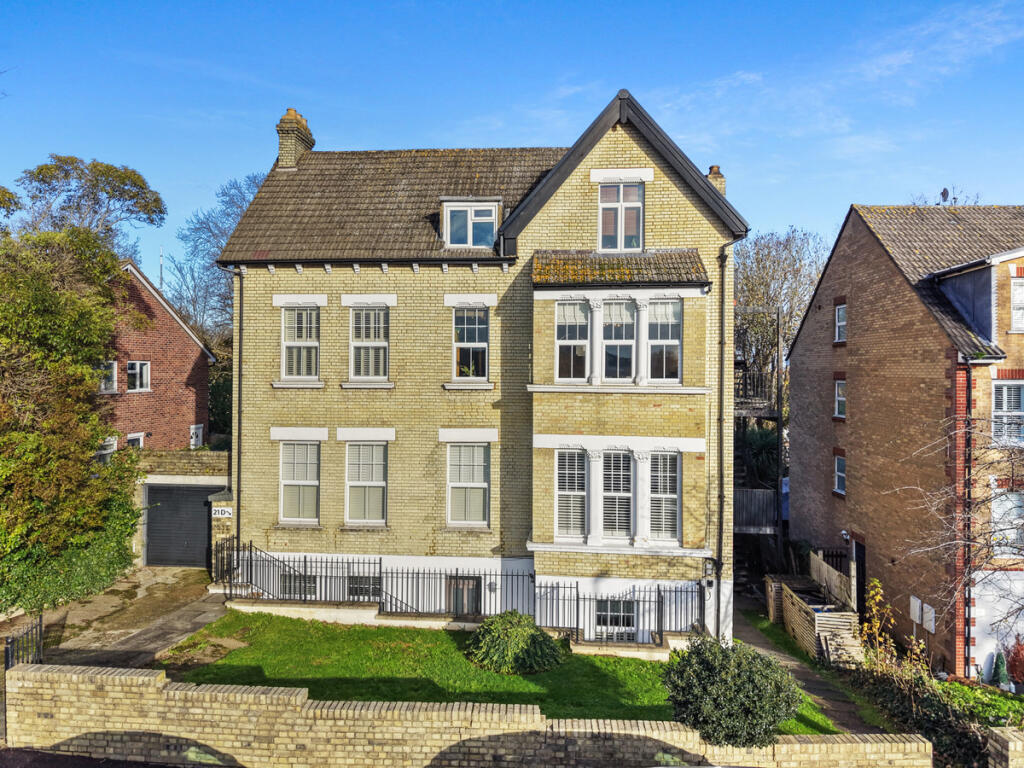 Main image of property: Sylvan Road, London, SE19