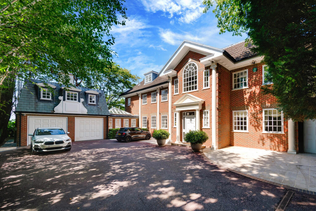 Main image of property: Byron Drive, London, N2