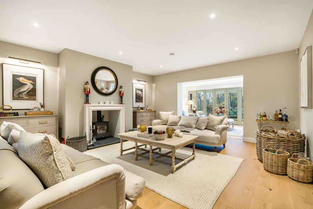 Main image of property: Kethero Close, Chipping Norton, OX7