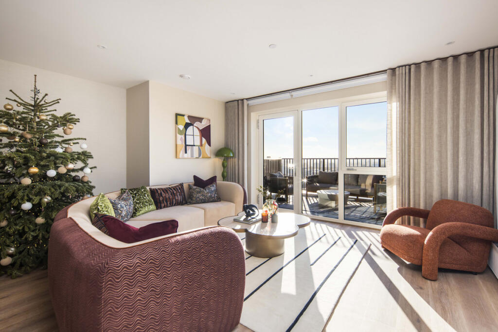 Main image of property: Bow Common Lane, London, E3