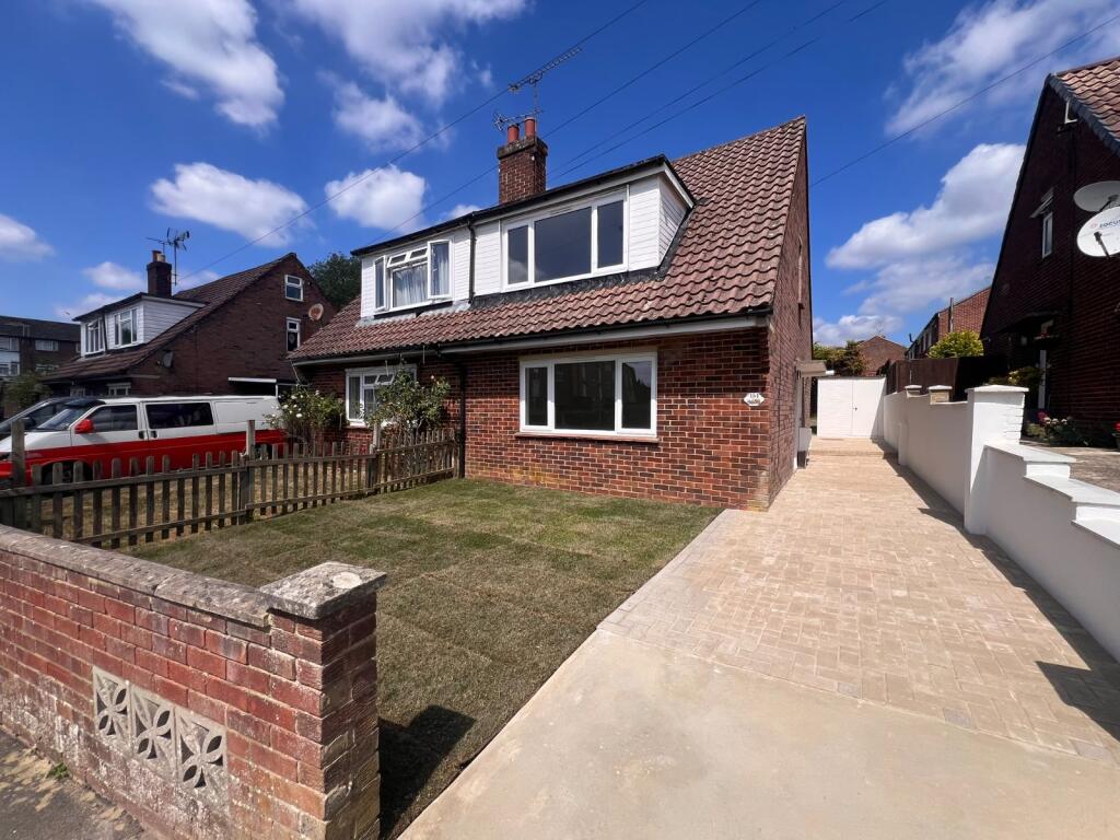 Main image of property: Manor Road, Alton, Hampshire