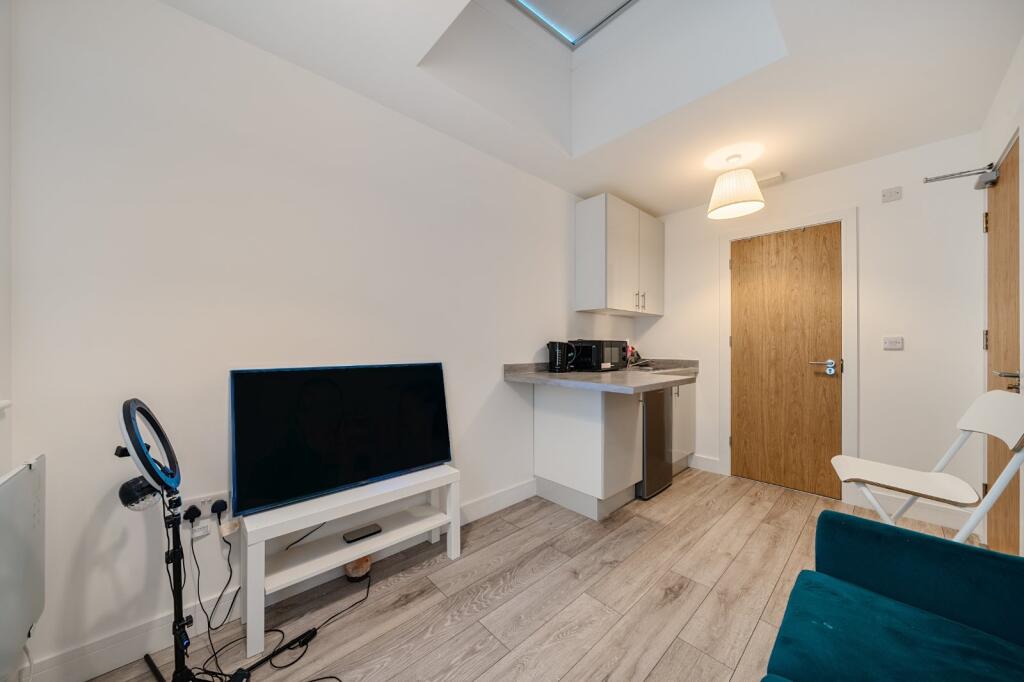 Main image of property: Baring Road, London, SE12