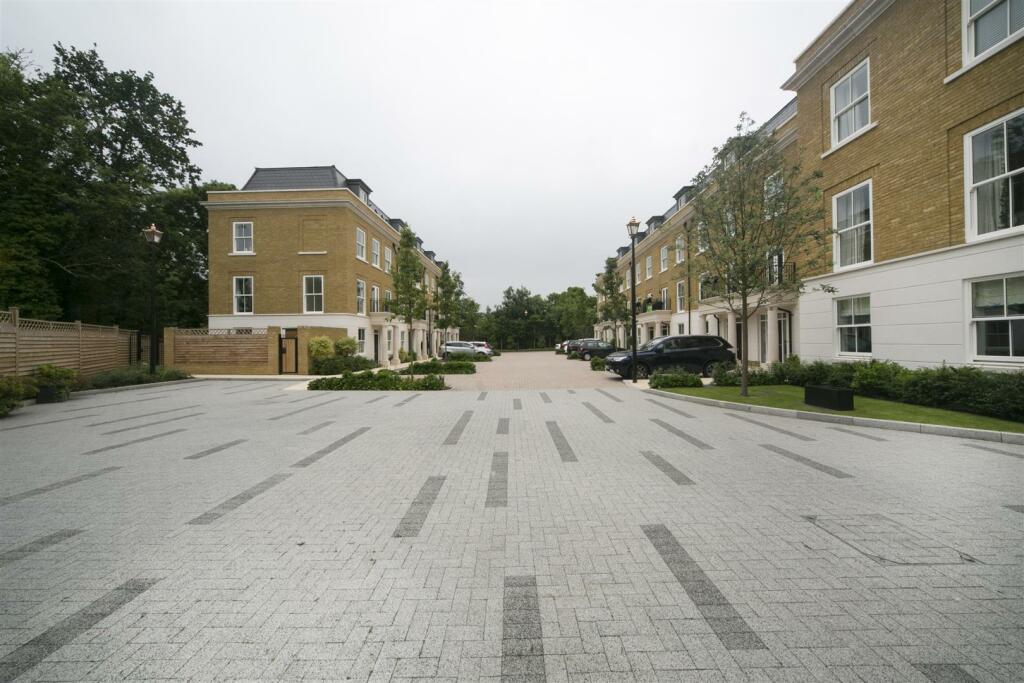 4 bedroom house for sale in Brewery Lane, Twickenham, TW1