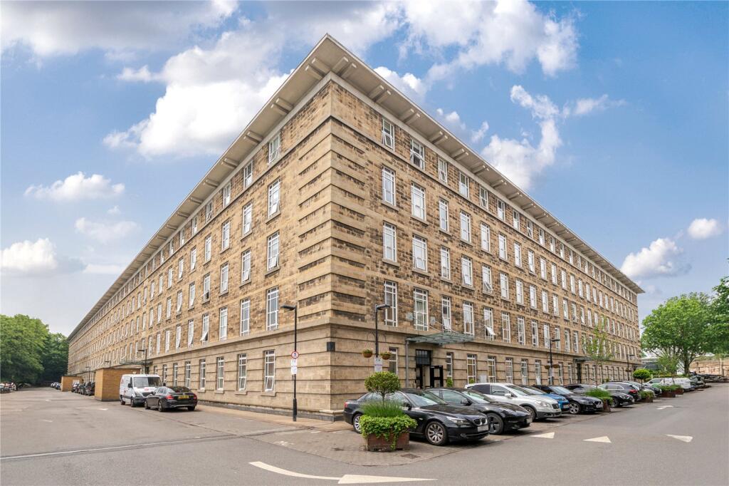 Main image of property: Flat 195, Bromyard House, Bromyard Avenue, London, W3