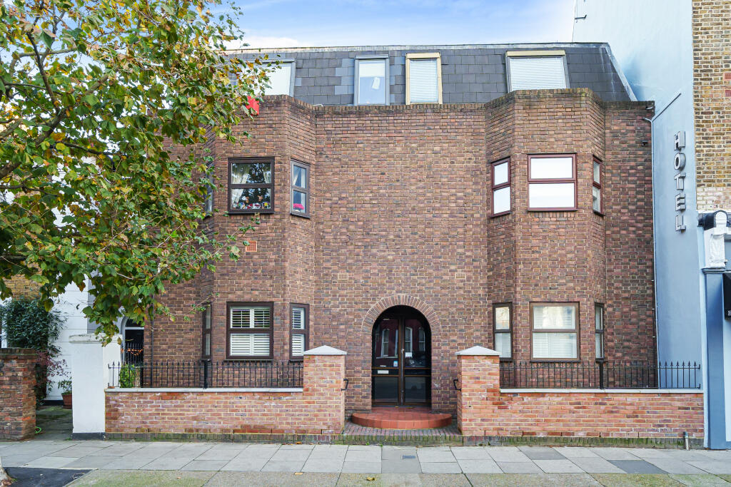 Main image of property: 405 Goldhawk Road, Ravenscourt Park, W6