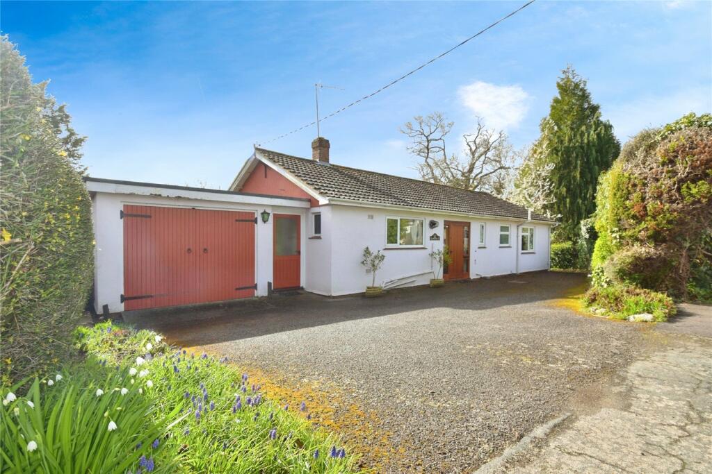3 bedroom bungalow for sale in Through Duncans, Woodbridge, IP12