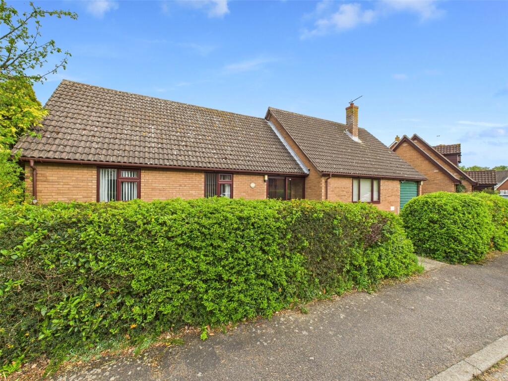 Main image of property: Harvesters Way, Martlesham Heath, Ipswich, Suffolk, IP5
